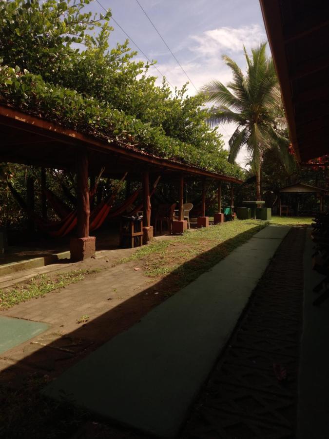 Cabinas Balcon Del Mar Tortuguero Exteriör bild